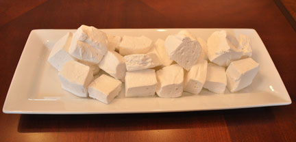 Homemade vanilla marshmallows